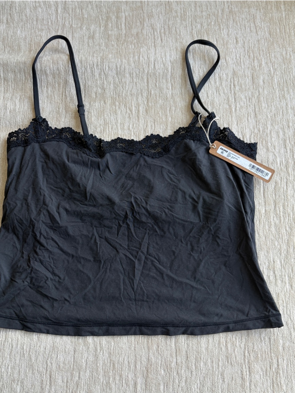 Skims Fits Everybody Lace Cami - Picture 2 of 4